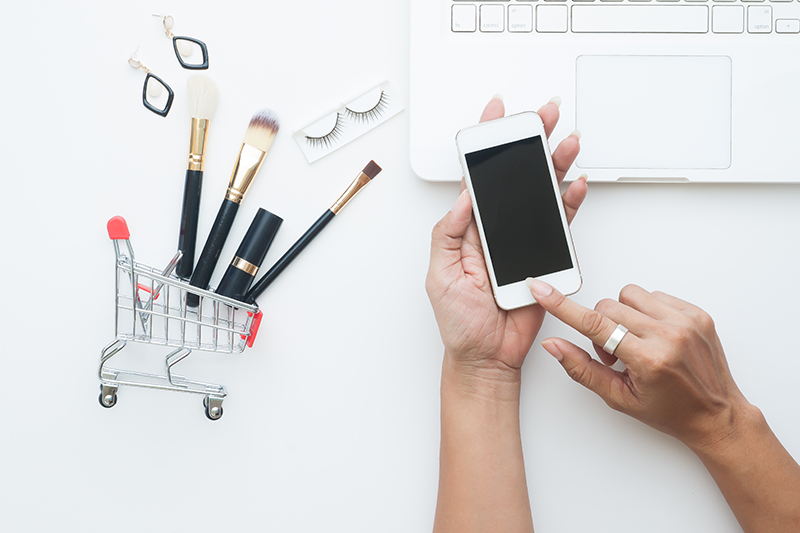 2020-lavenir-du-e-commerce-dans-la-mode-et-la-beaute